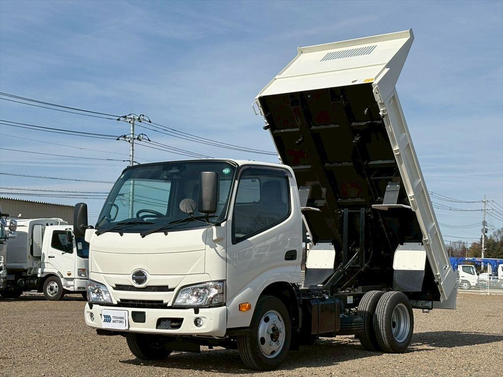 日野 デュトロ 2DG-XZU675T(4WD)の写真1
