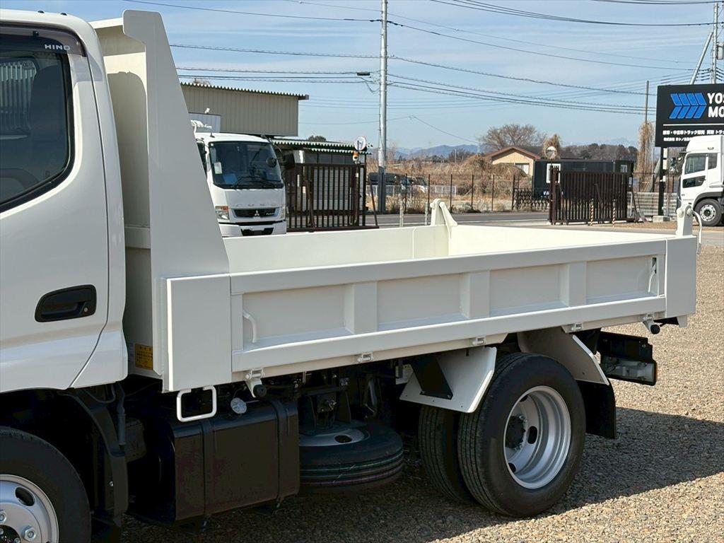 日野 デュトロ 2DG-XZU675T(4WD)の写真6