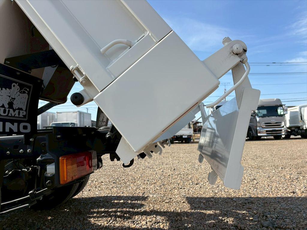 日野 デュトロ 2DG-XZU675T(4WD)の写真11