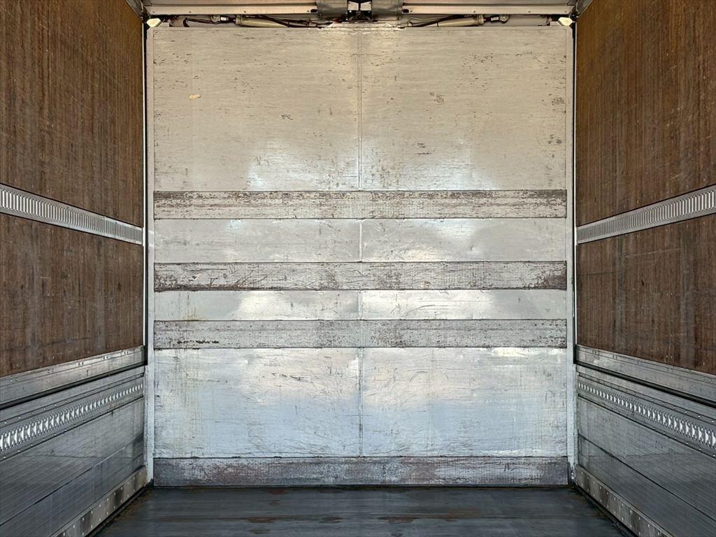 日野 レンジャー 2KG-GD2ABA(2WD)の写真7