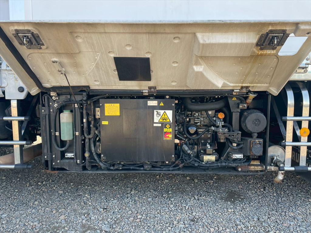 三菱 スーパーグレート QPG-FS64VZ(8x4)の写真14