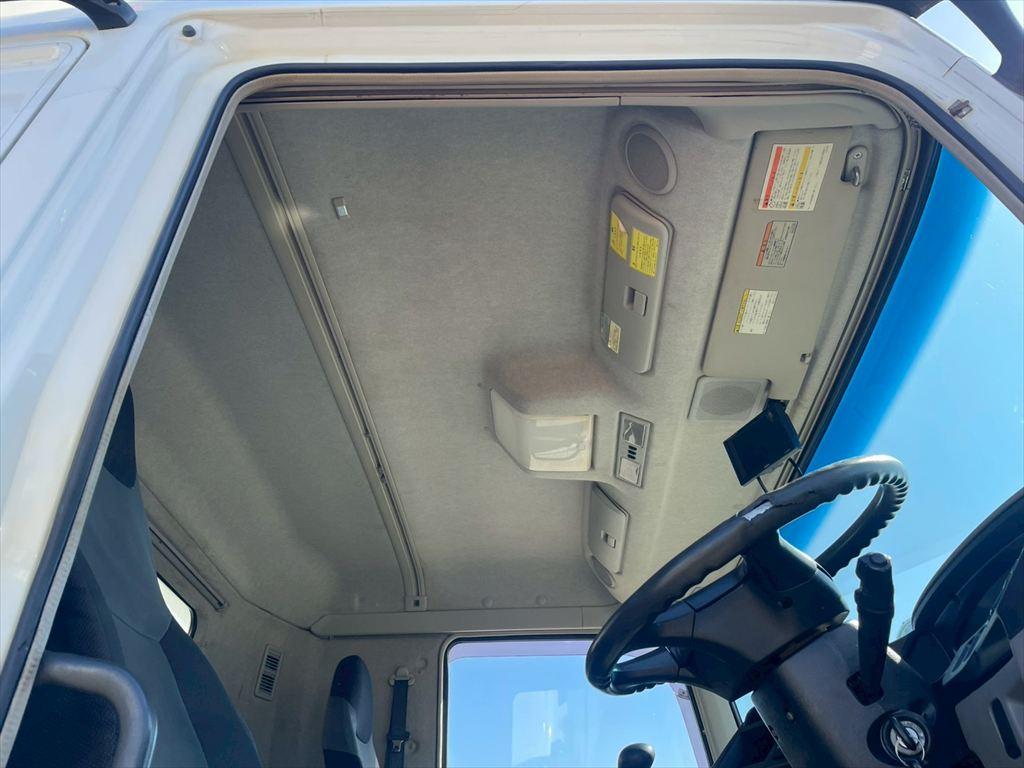 三菱 スーパーグレート QPG-FS64VZ(8x4)の写真24