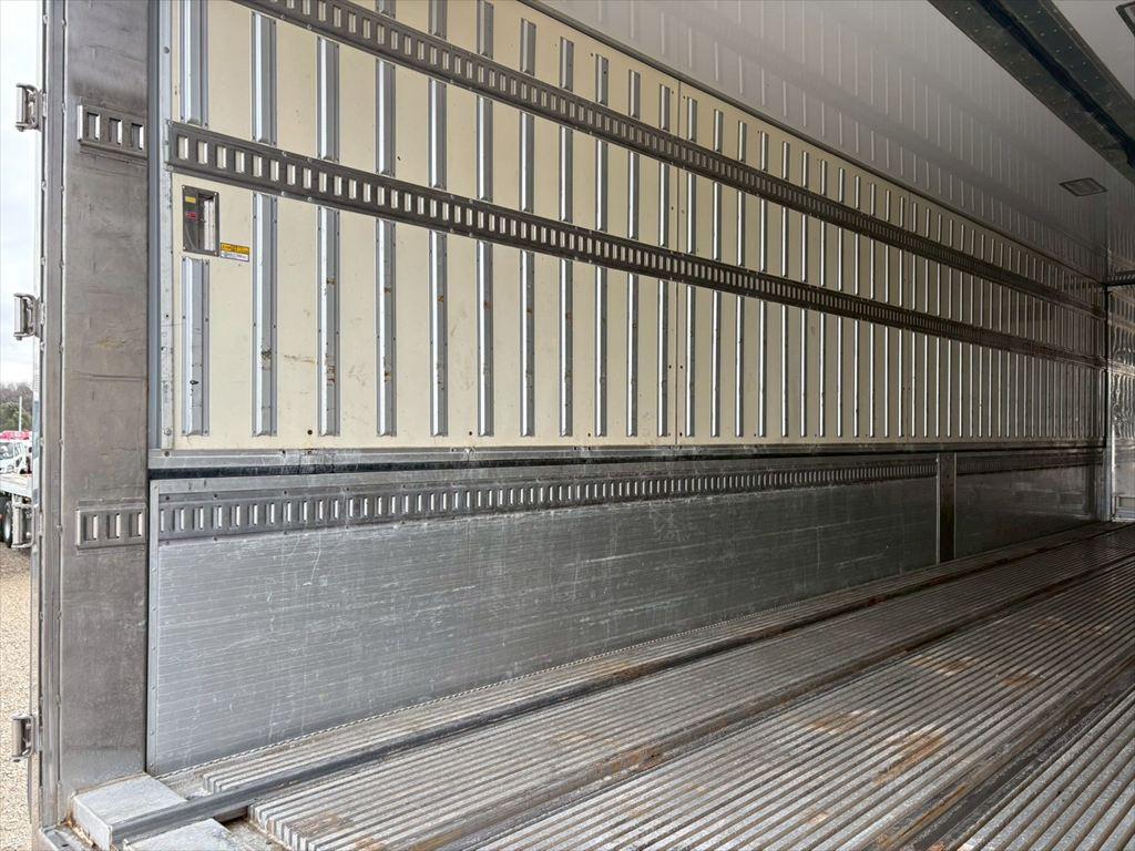 日野 プロフィア 2DG-FR1AHG(6x2)の写真9