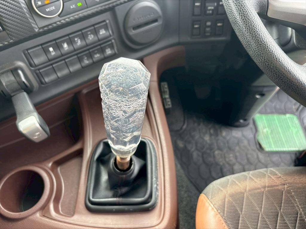 日野 プロフィア 2DG-FR1AHG(6x2)の写真23