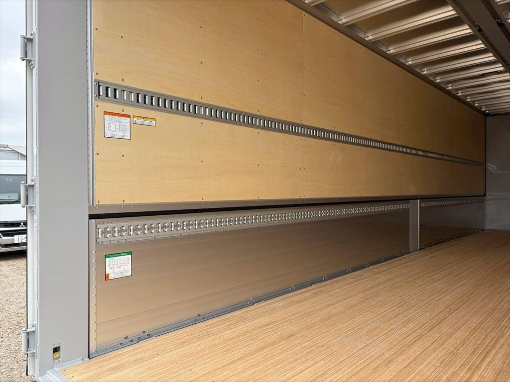 ＵＤ クオン 2RG-CG5FA(8x4)の写真9