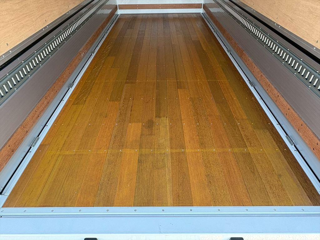 日野 デュトロ 2KG-XZU722M(2WD)の写真8