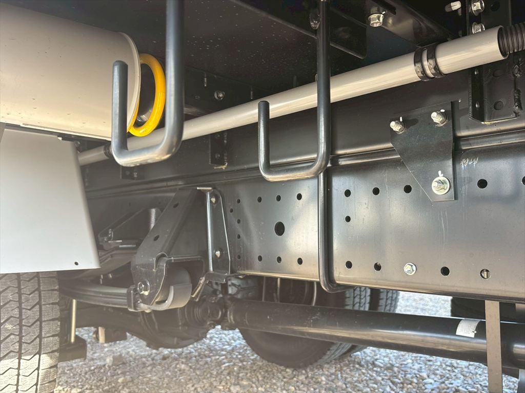 日野 デュトロ 2KG-XZU722M(2WD)の写真17