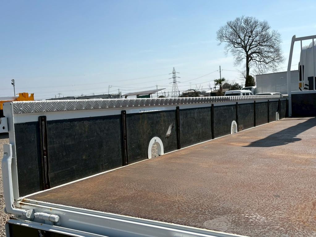 いすゞ フォワード TKG-FRR90S2(2WD)の写真9