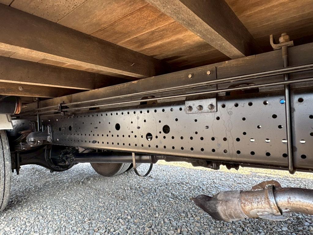 いすゞ フォワード TKG-FRR90S2(2WD)の写真17