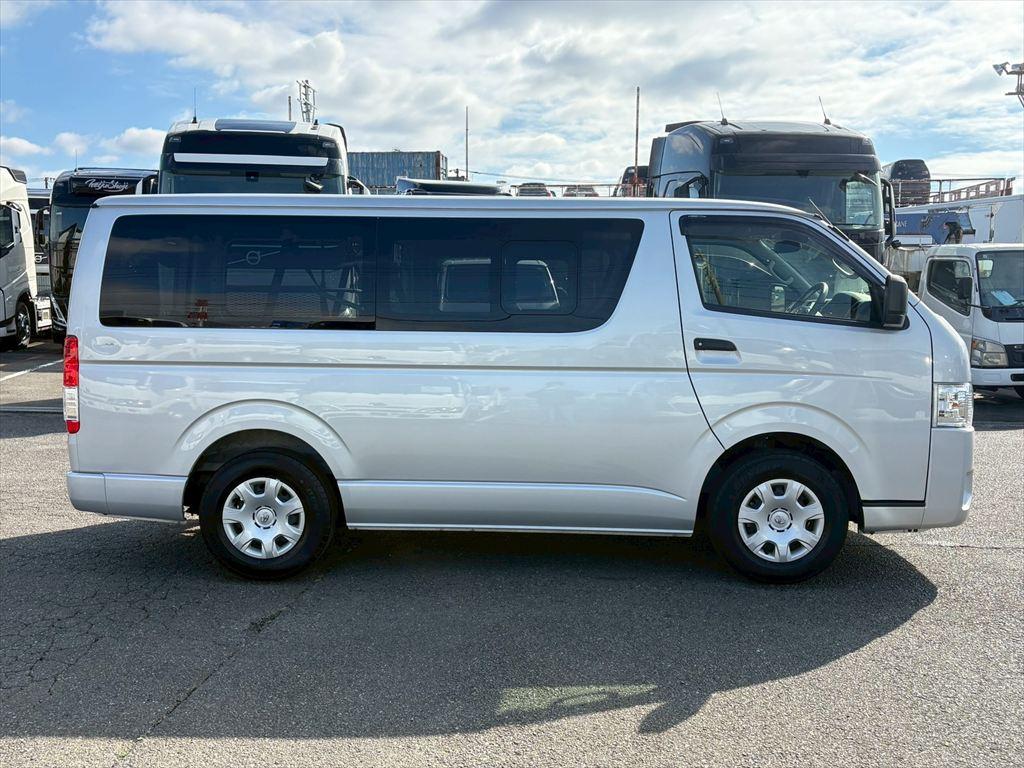 トヨタ その他 3DF-GDH201V(その他)の写真5