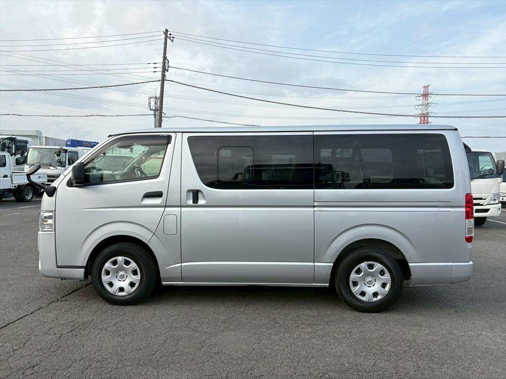 トヨタ その他 3DF-GDH201V(その他)の写真6