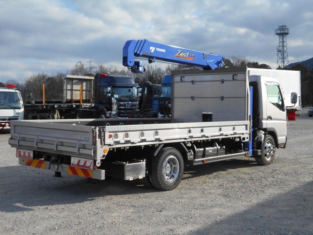 三菱 キャンター 2PG-FEB90(2WD)の写真4