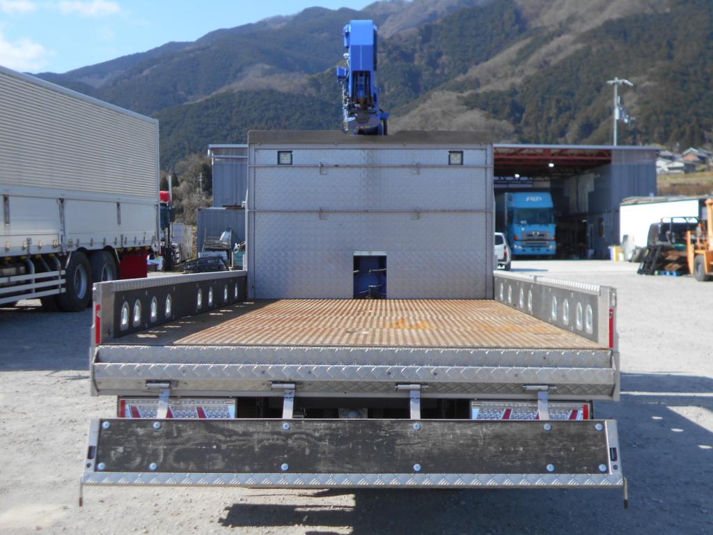 三菱 キャンター 2PG-FEB90(2WD)の写真11