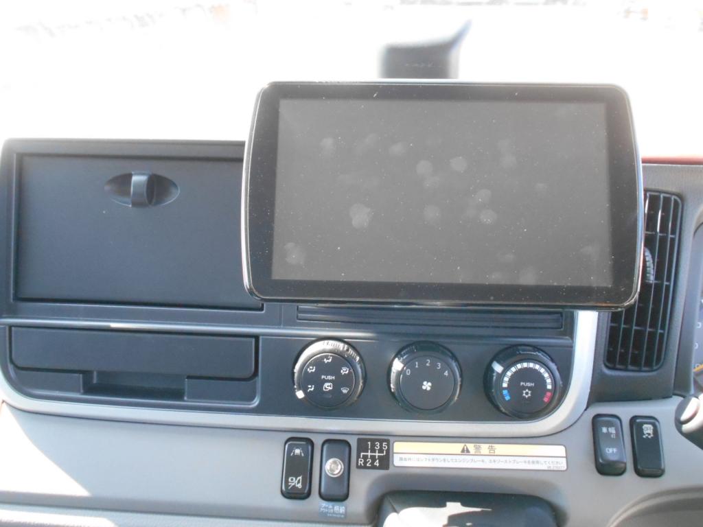 三菱 キャンター 2PG-FEB90(2WD)の写真23