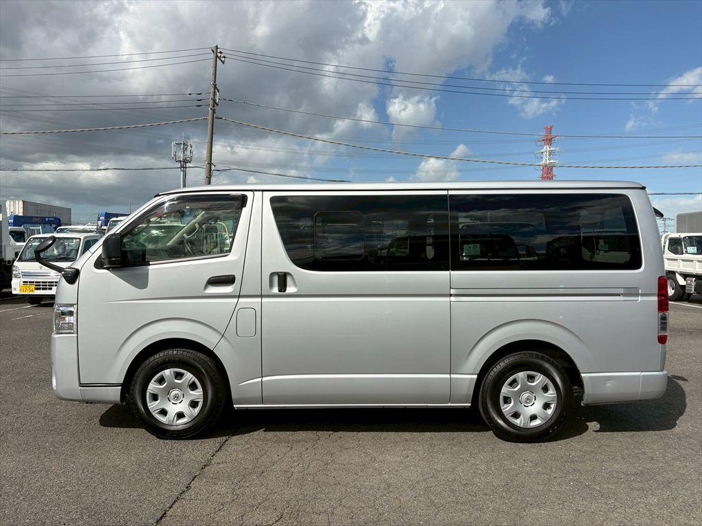 トヨタ その他 3DF-GDH201V(その他)の写真6