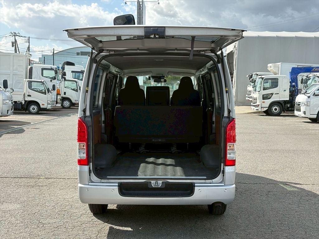 トヨタ その他 3DF-GDH201V(その他)の写真12