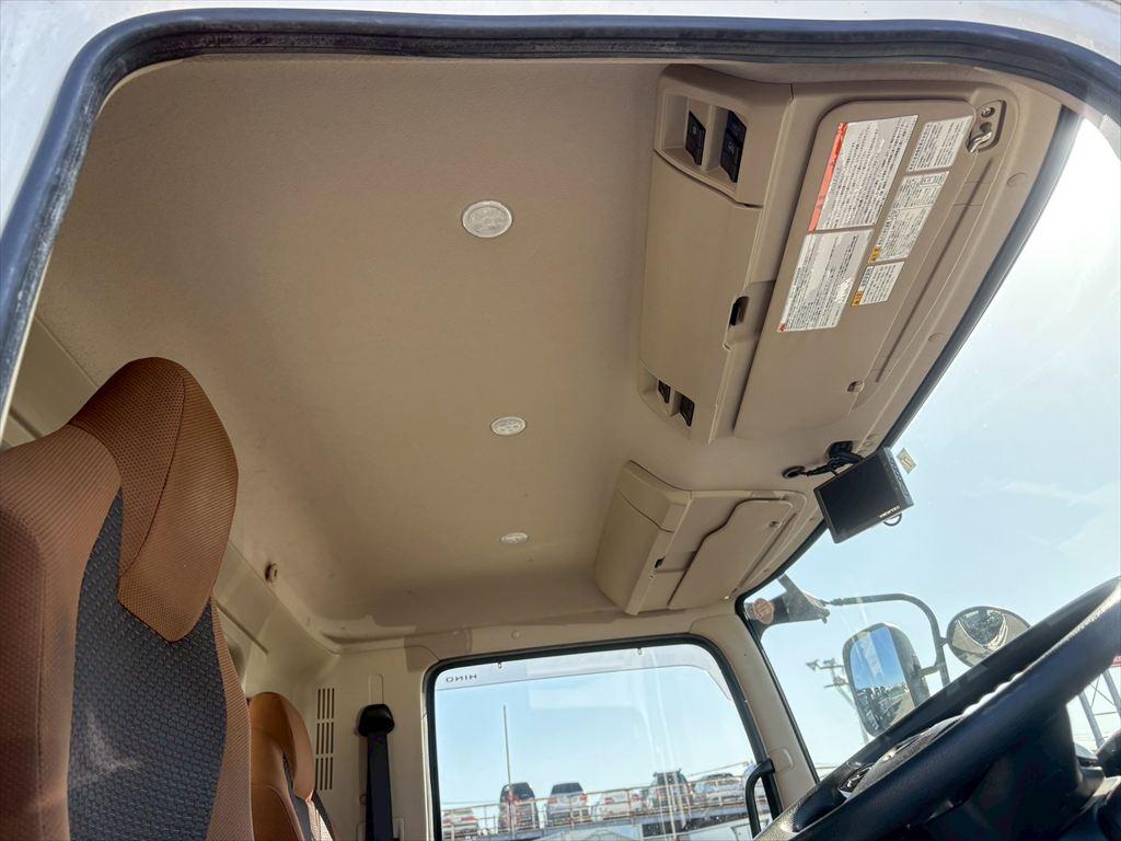 日野 レンジャー 2KG-FC2ABG(2WD)の写真24