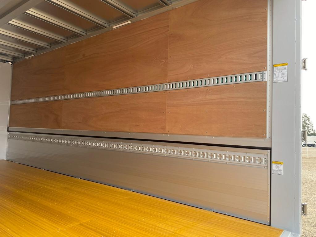 三菱 ファイター 2KG-FK65F(2WD)の写真10