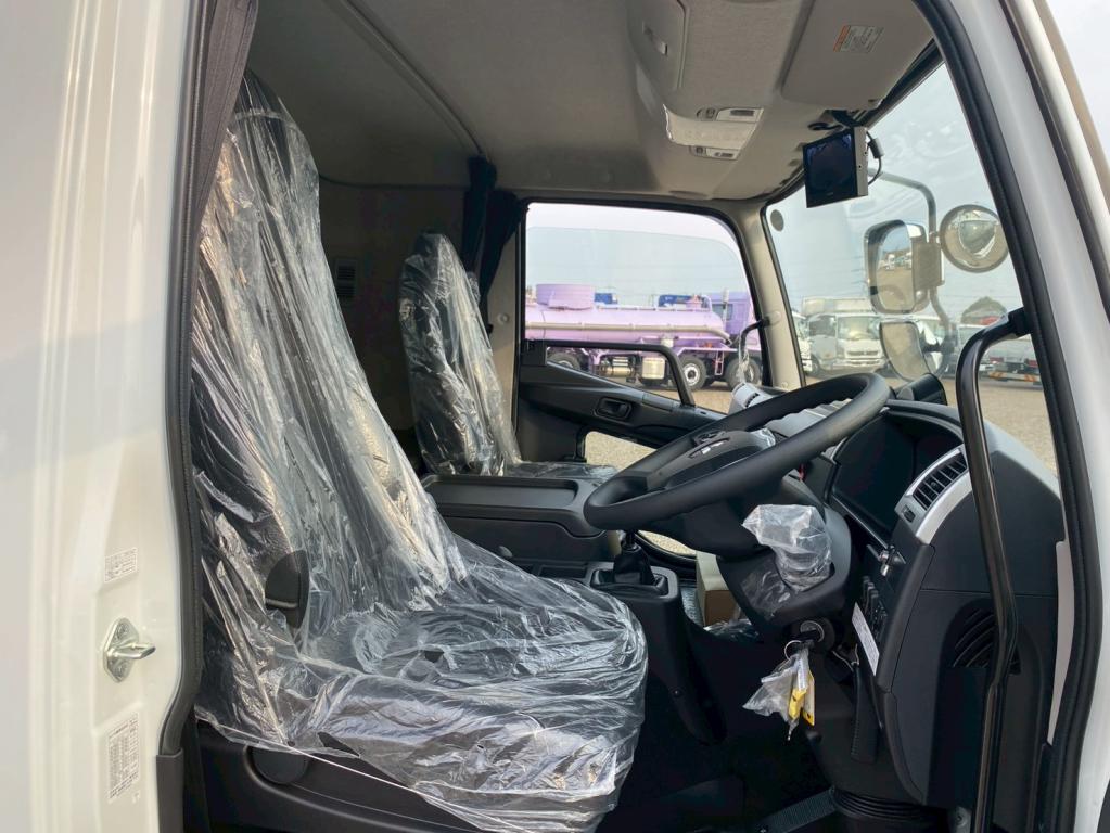 三菱 ファイター 2KG-FK65F(2WD)の写真21