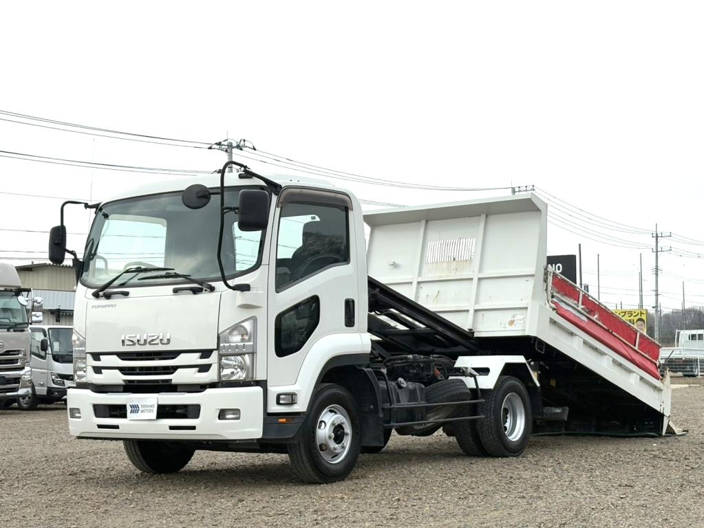 いすゞ フォワード TKG-FRR90S2(2WD)の写真1