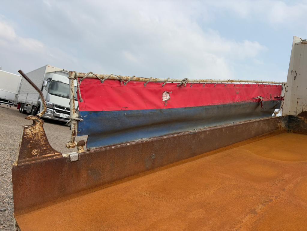 いすゞ フォワード TKG-FRR90S2(2WD)の写真9