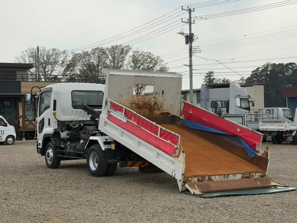 いすゞ フォワード TKG-FRR90S2(2WD)の写真11