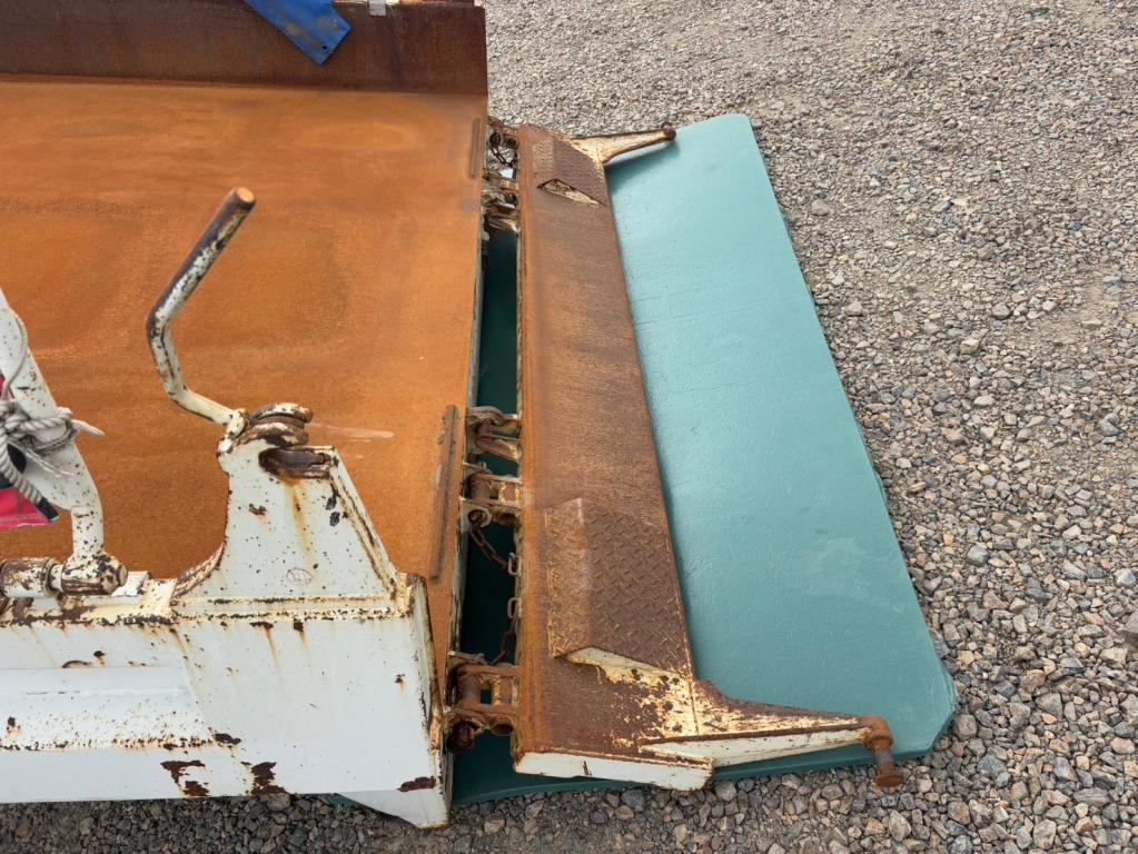 いすゞ フォワード TKG-FRR90S2(2WD)の写真12