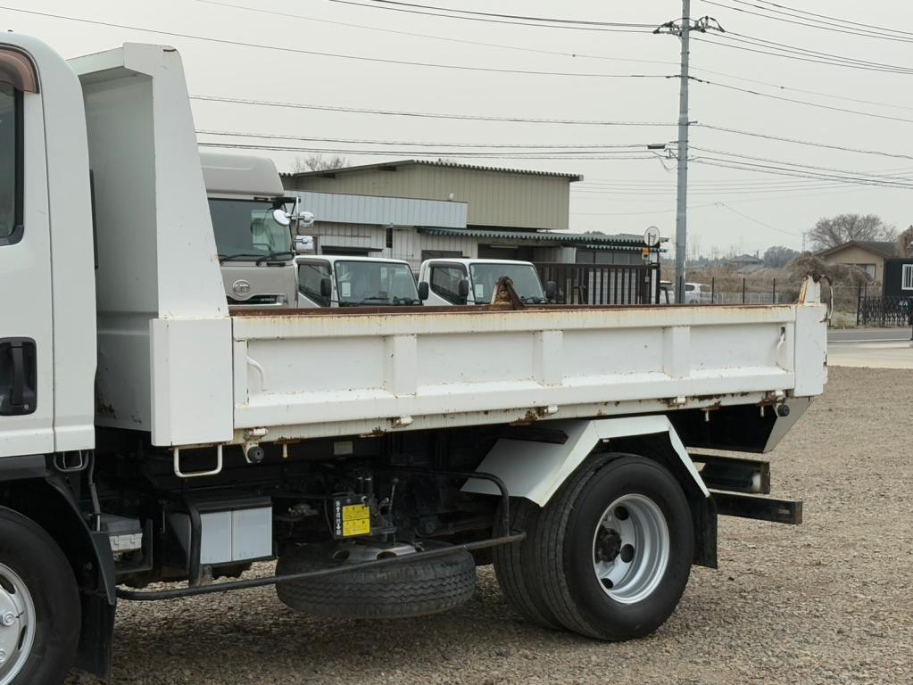 いすゞ エルフ TKG-NPR85YN(2WD)の写真6