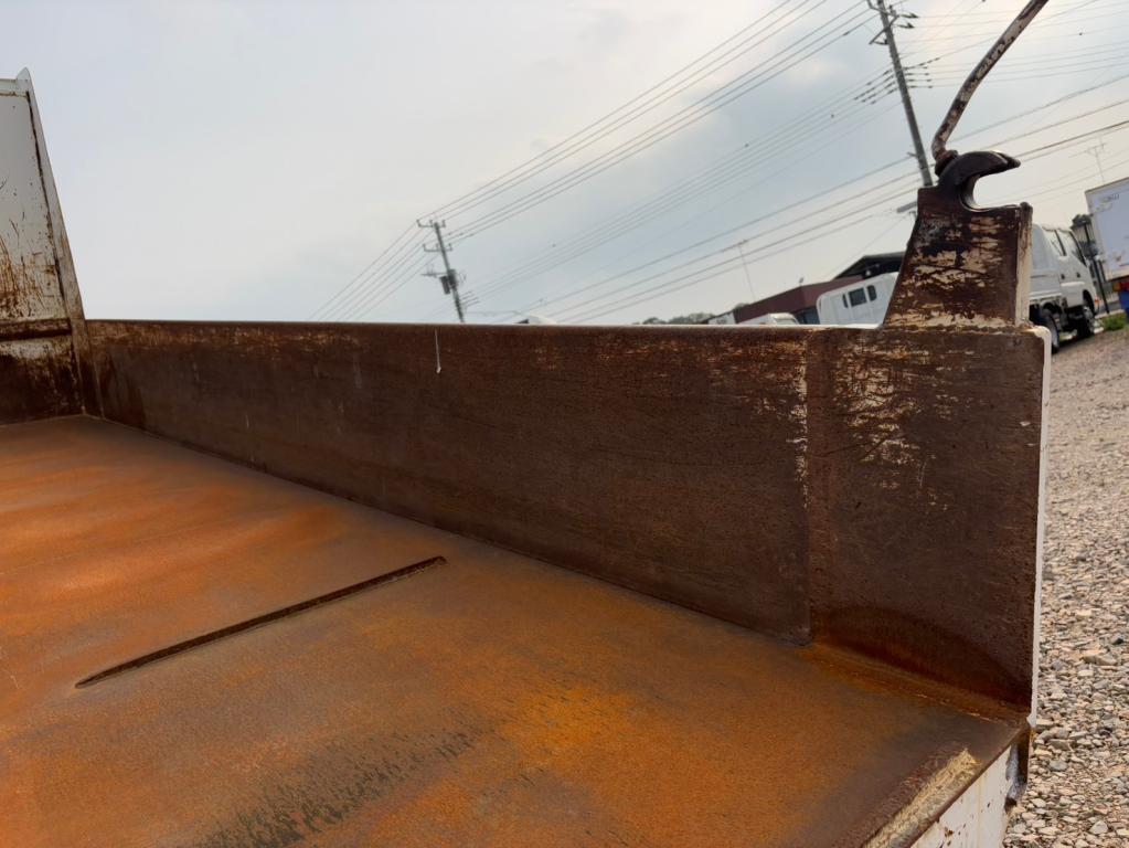 いすゞ エルフ TKG-NPR85YN(2WD)の写真10