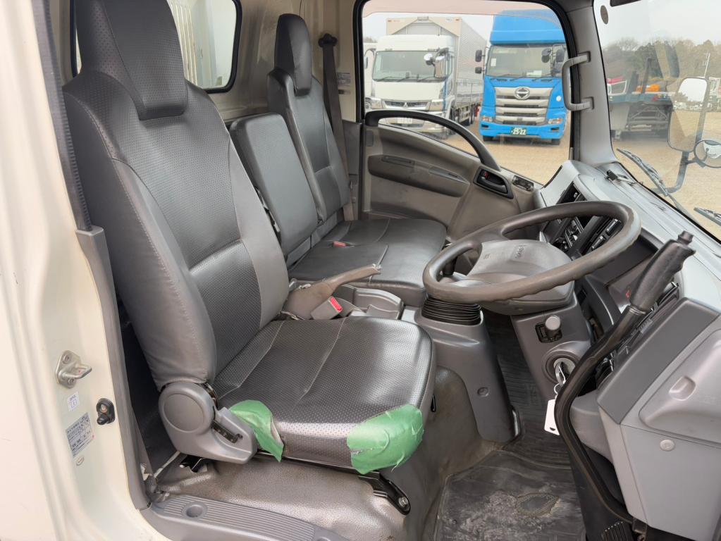 いすゞ エルフ TKG-NPR85YN(2WD)の写真21