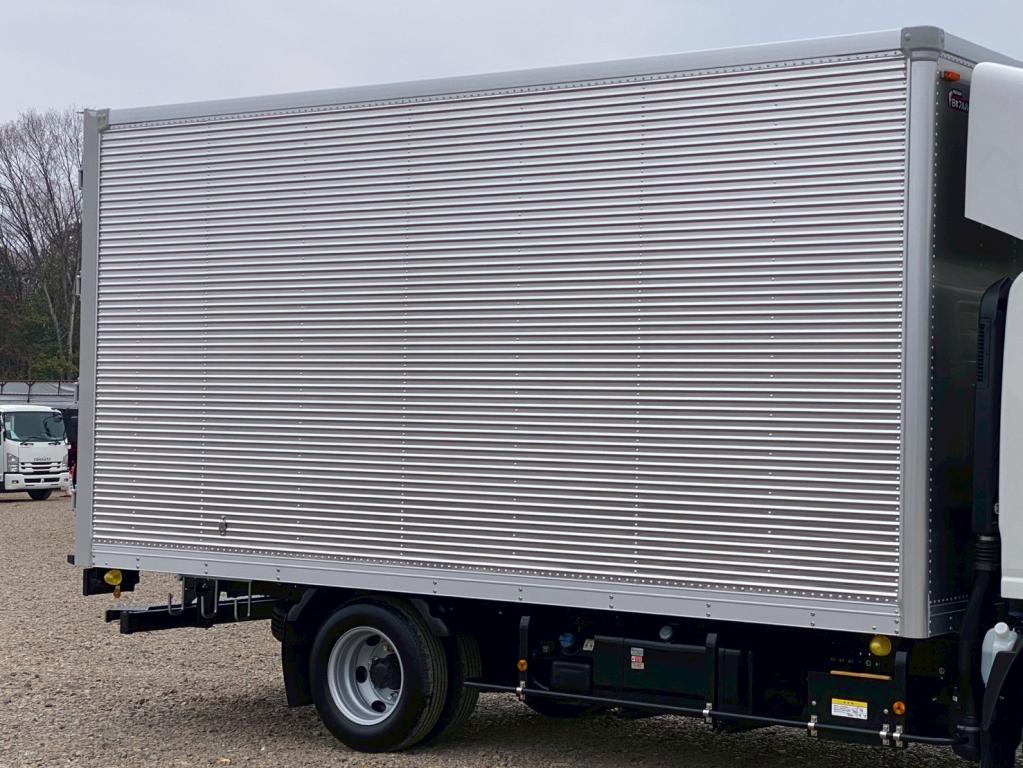 いすゞ エルフ 2RG-NPR88AM(2WD)の写真5