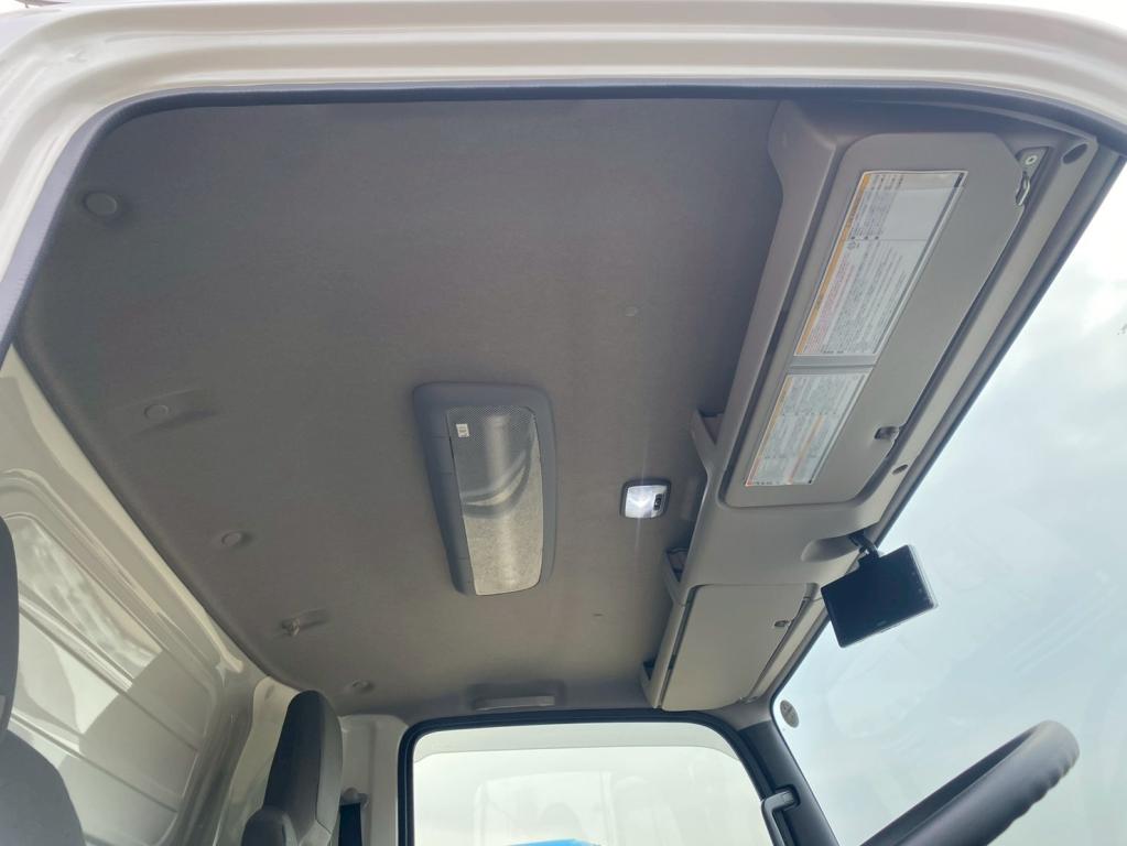 いすゞ エルフ 2RG-NPR88AM(2WD)の写真24