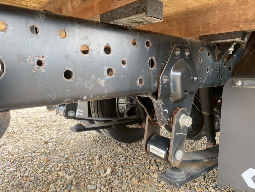 いすゞ エルフ 2RG-NJR88AF(2WD)の写真16