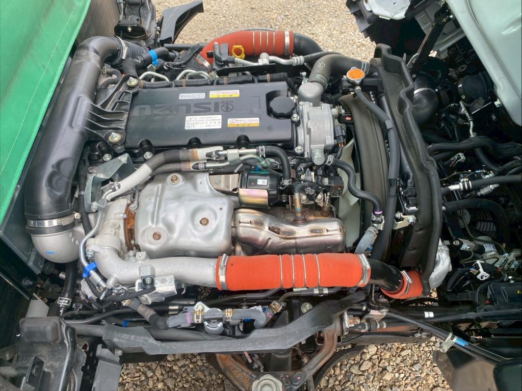 いすゞ エルフ 2RG-NJR88AF(2WD)の写真19