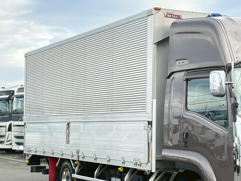 いすゞ フォワード 2RG-FRR90T2(2WD)の写真5