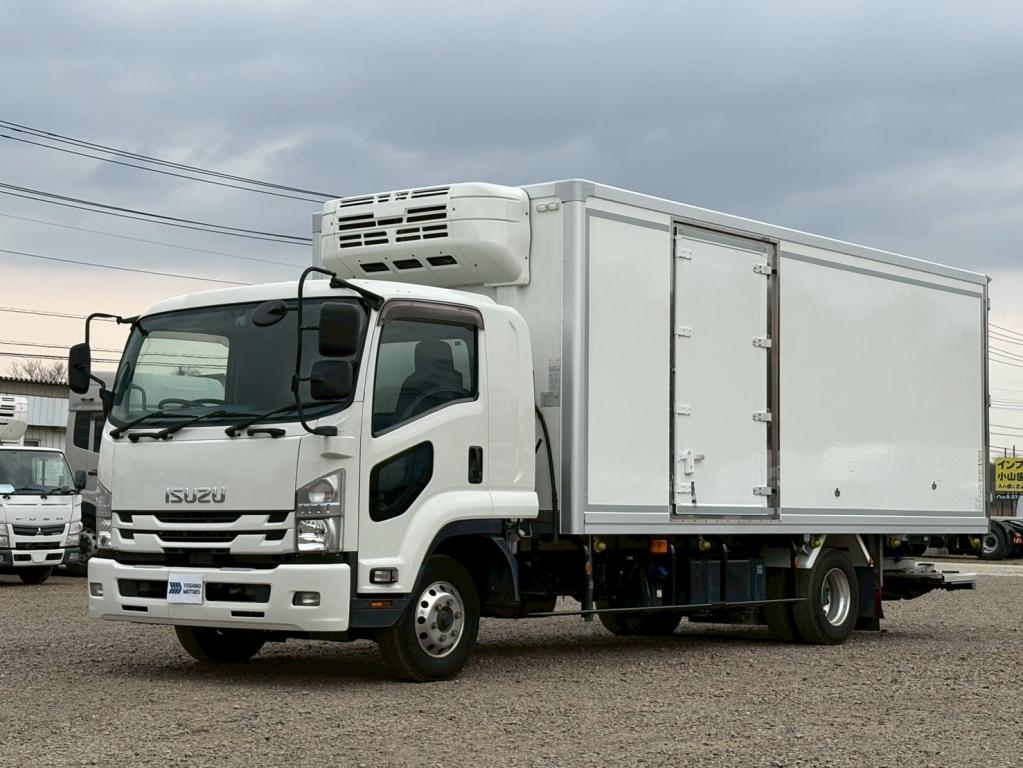 いすゞ フォワード 2PG-FRR90T2(2WD)の写真1