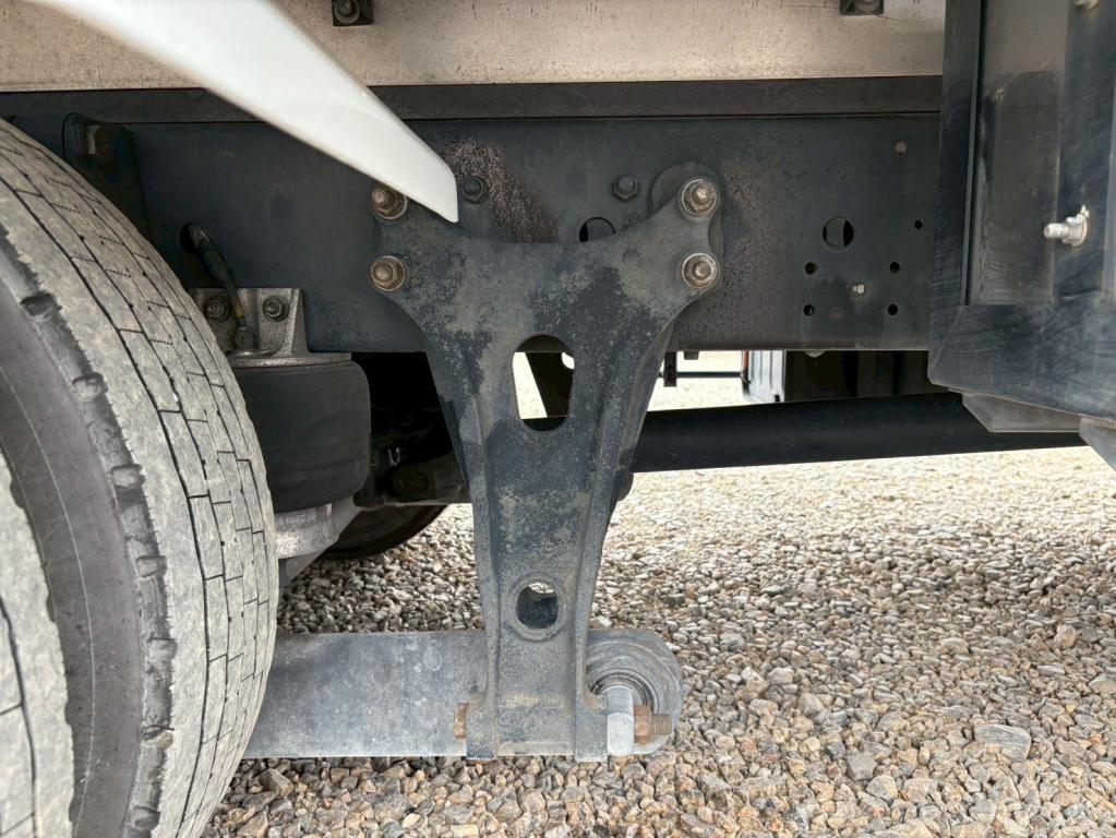 いすゞ フォワード 2PG-FRR90T2(2WD)の写真16