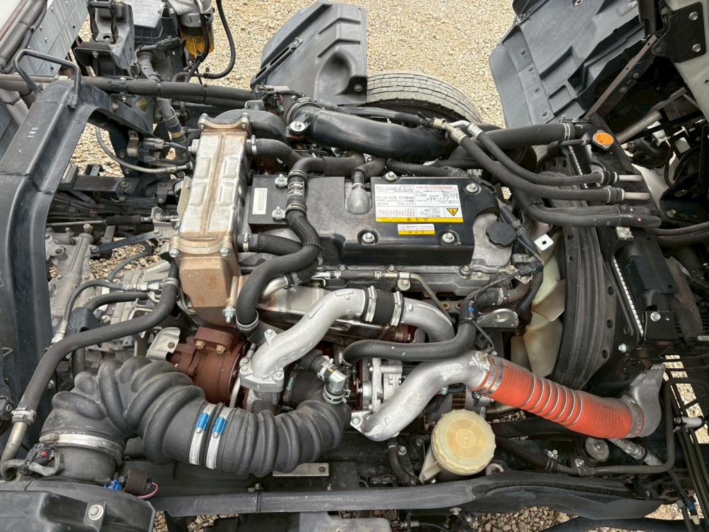 いすゞ フォワード 2PG-FRR90T2(2WD)の写真19