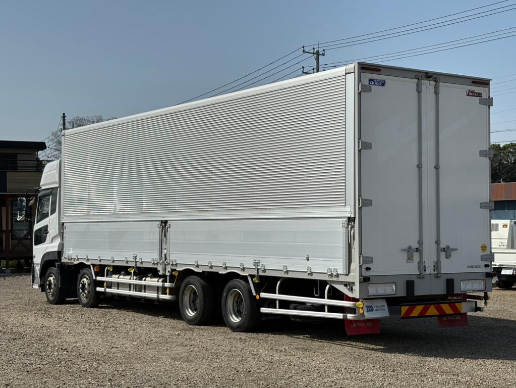 UD クオン 2RG-CG5FA(8x4)の写真3