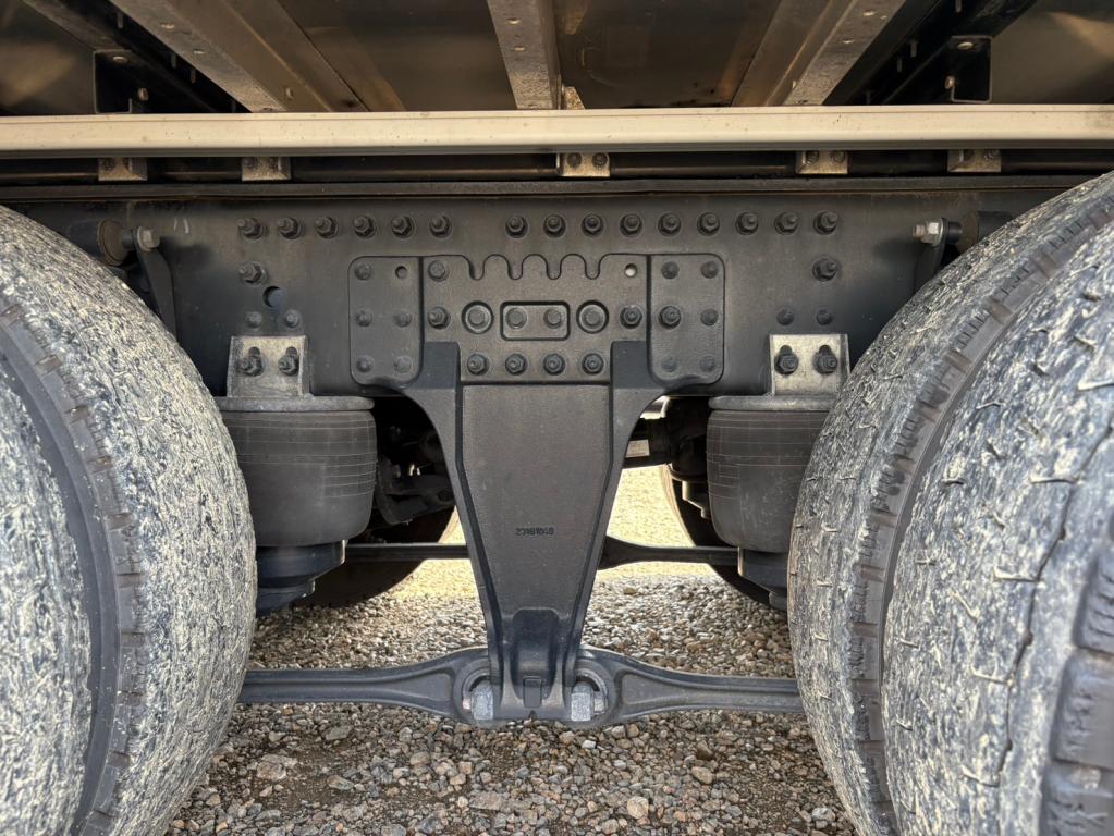 UD クオン 2RG-CG5FA(8x4)の写真16