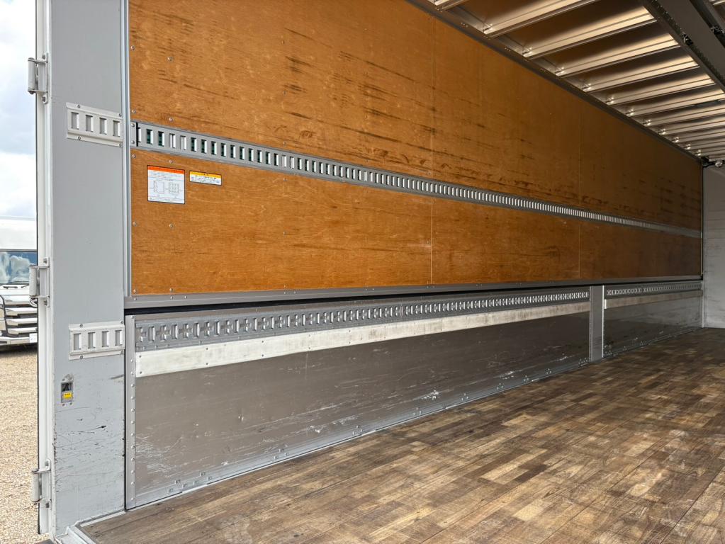 UD クオン 2RG-CG5FA(8x4)の写真9