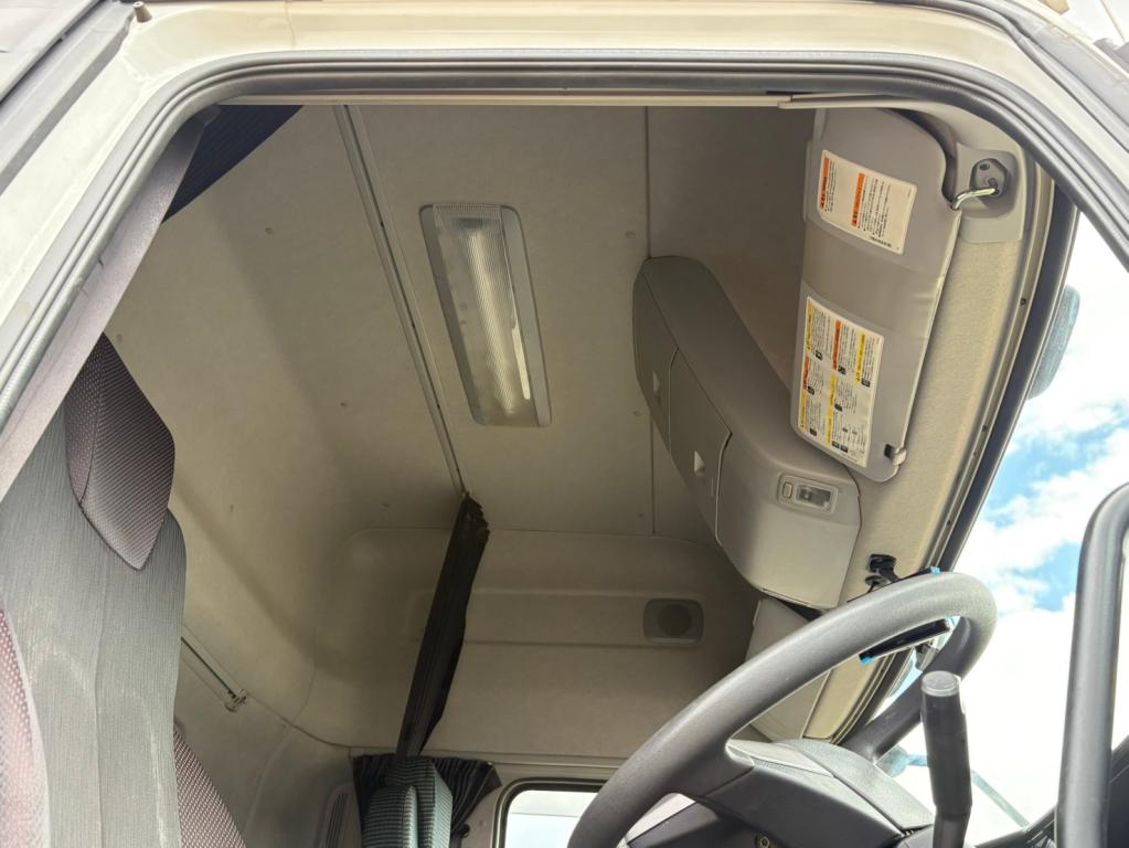 UD クオン 2RG-CG5FA(8x4)の写真24