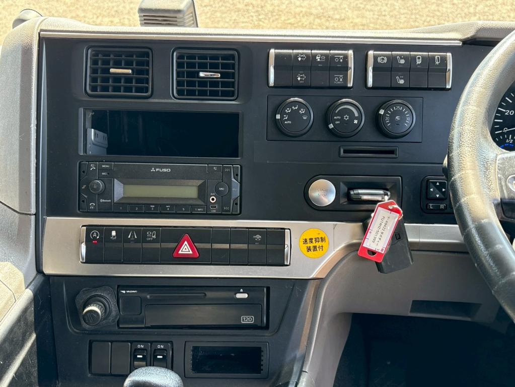 三菱 スーパーグレート 2PG-FU74HZ(6x2)の写真22