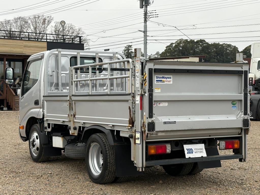 日野 デュトロ TKG-XZU675M(4WD)の写真3