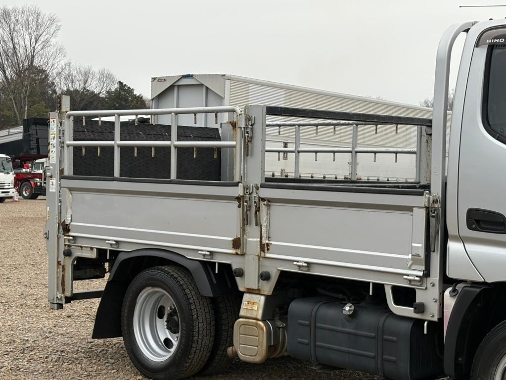 日野 デュトロ TKG-XZU675M(4WD)の写真5