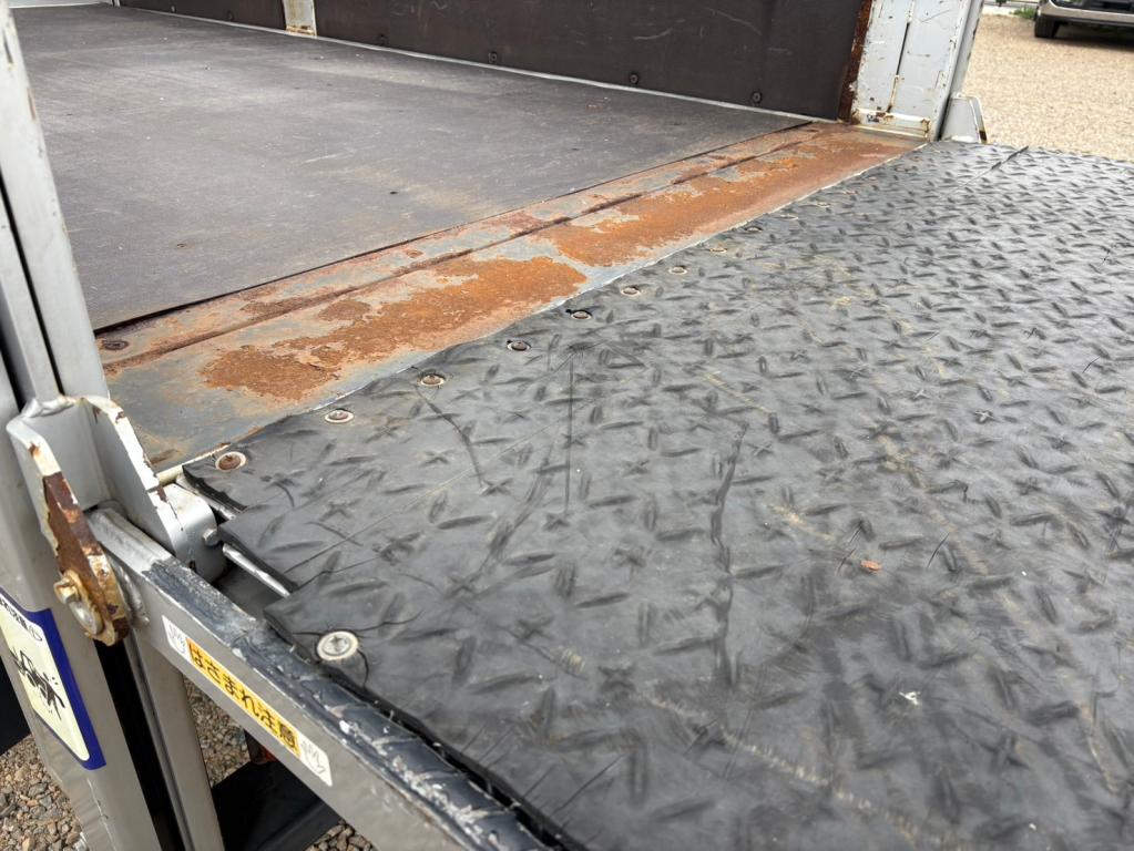 日野 デュトロ TKG-XZU675M(4WD)の写真13