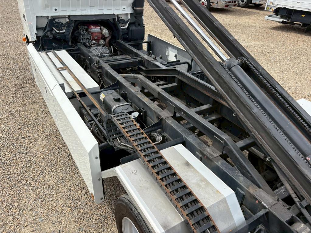 日野 デュトロ TDG-XZU722M(2WD)の写真15