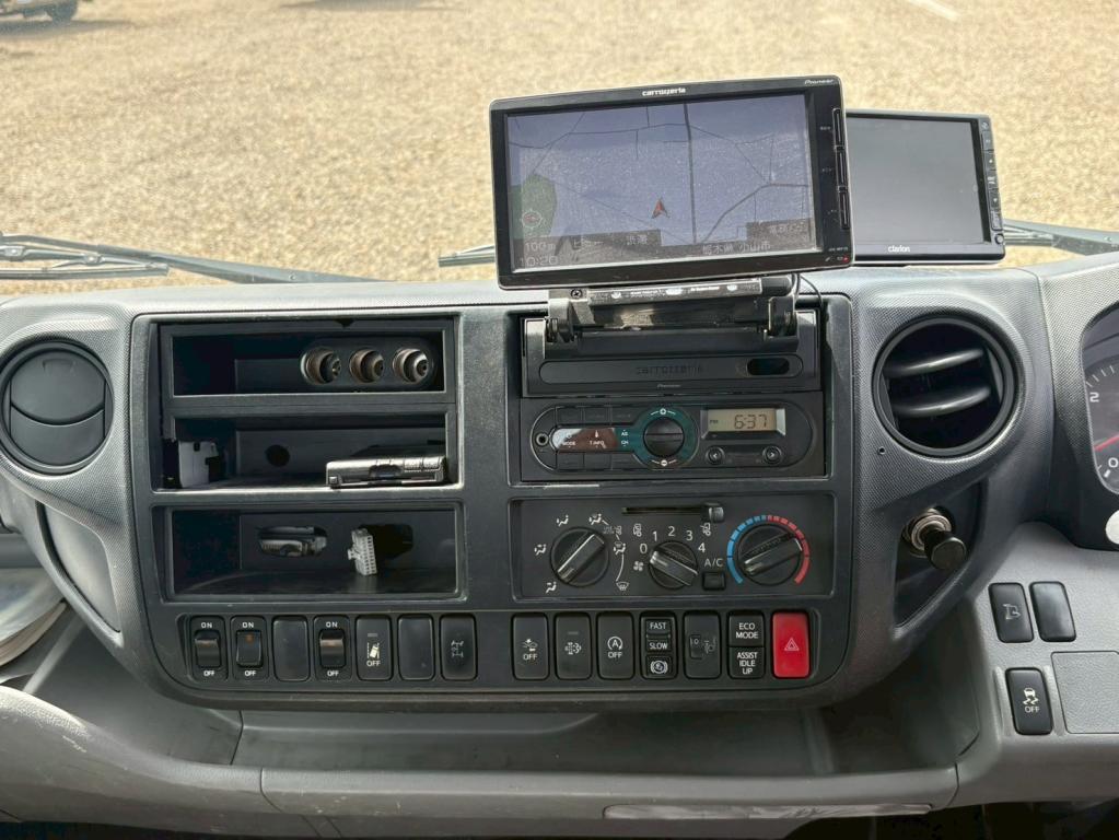 日野 デュトロ TDG-XZU722M(2WD)の写真22