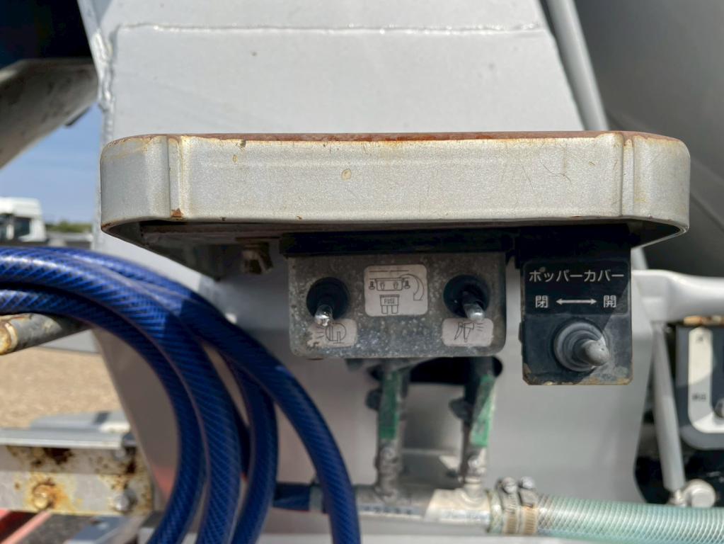 いすゞ フォワード 2PG-FTR90U2(2WD)の写真13