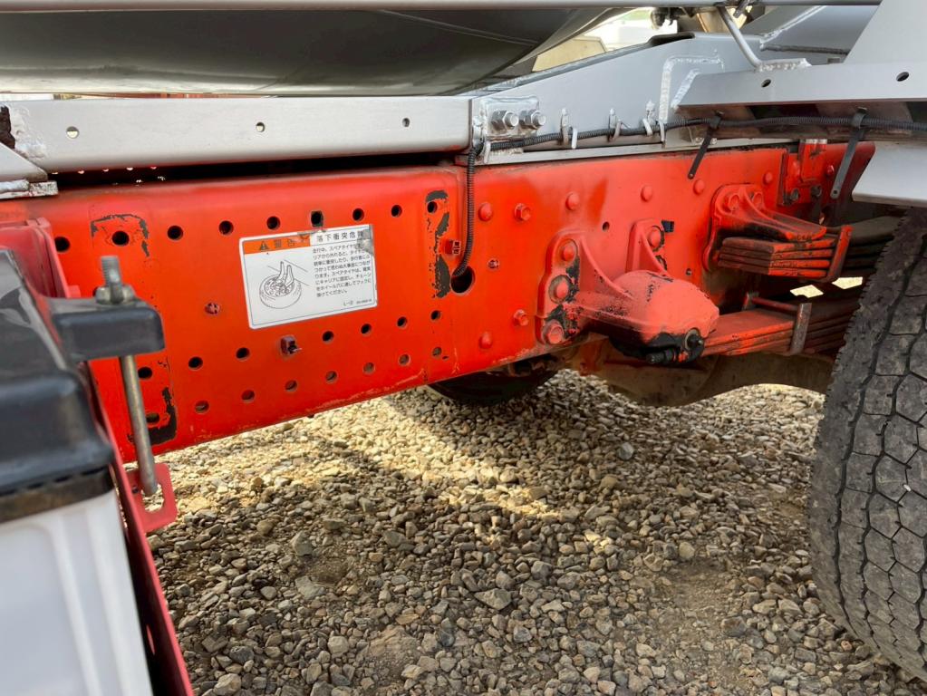 いすゞ フォワード 2PG-FTR90U2(2WD)の写真14